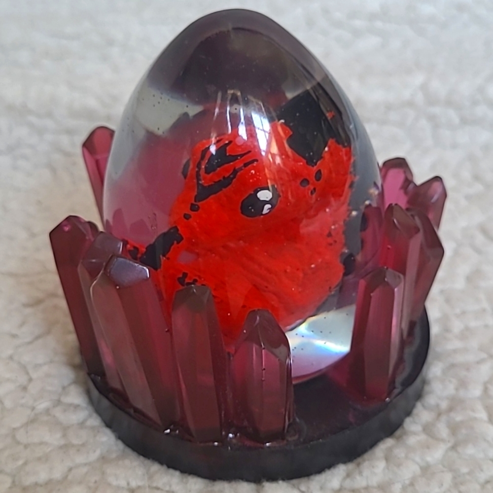 Resin dragon eggs and nest